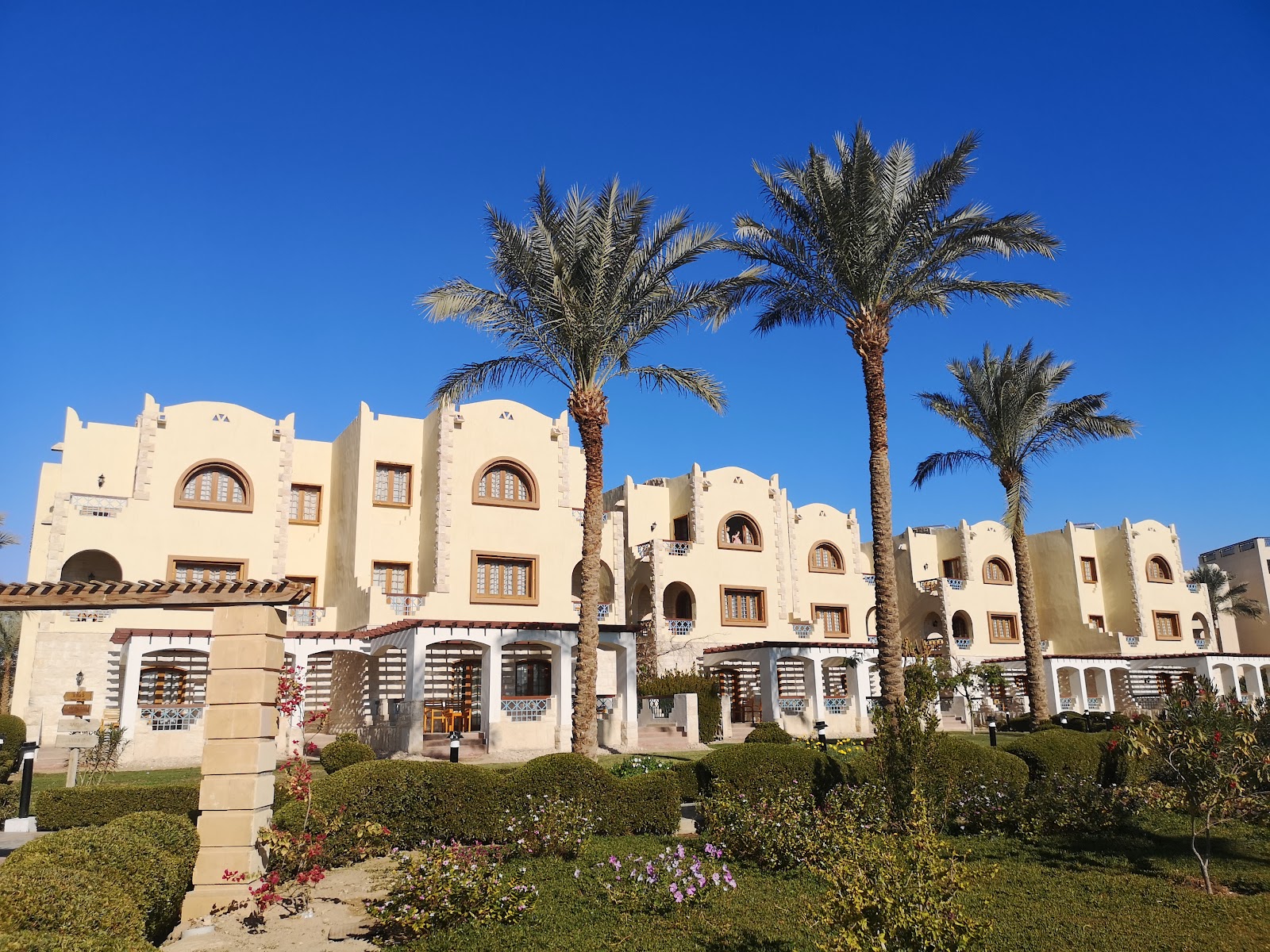 رويال لاجونز عائلات فقط