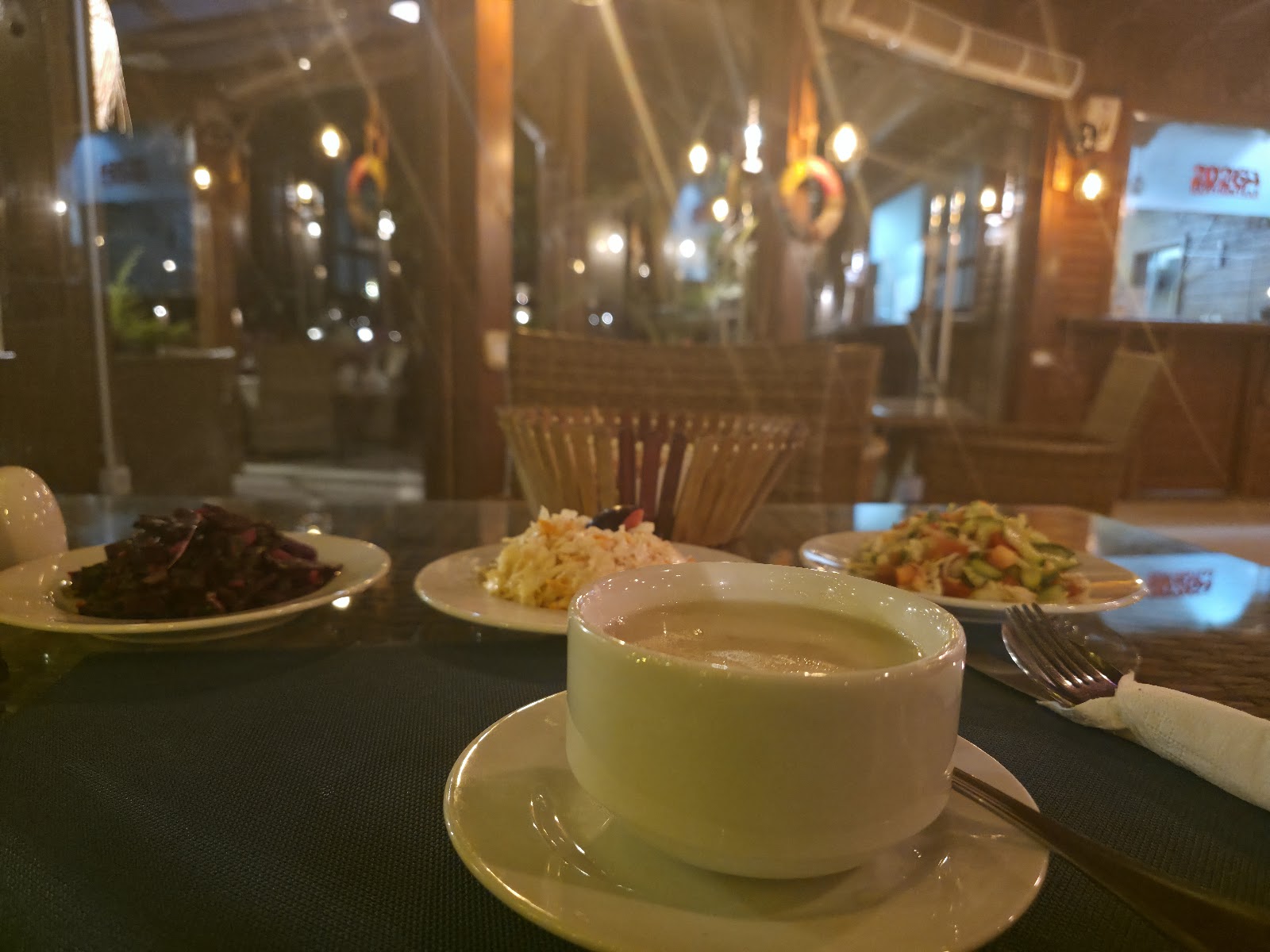 لاكابانا بيتش (باك فيو)